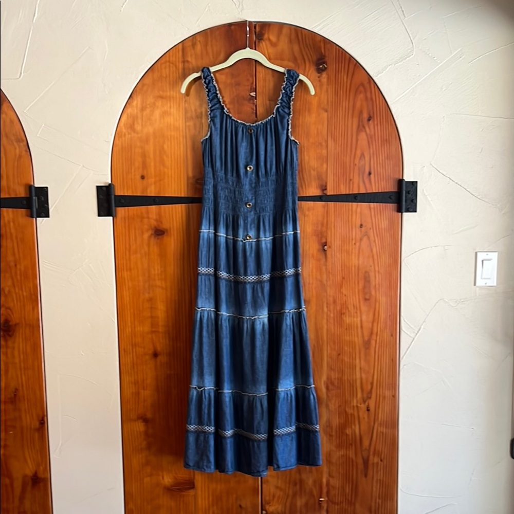 Blue Sleeveless Maxi Dress